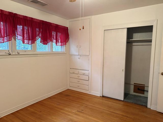 406 E 35th St, Odessa, TX 79762