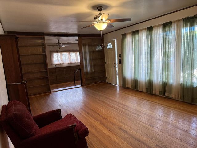 406 E 35th St, Odessa, TX 79762