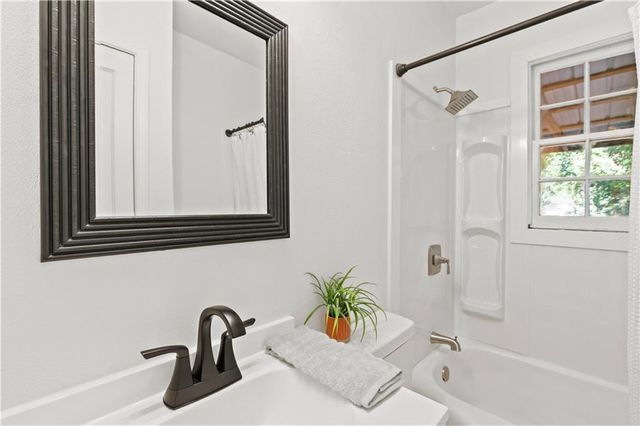953 Cloverdale Drive, Mobile, AL 36606