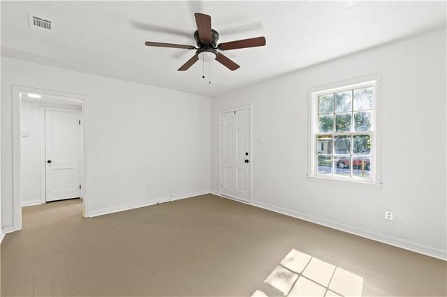 953 Cloverdale Drive, Mobile, AL 36606