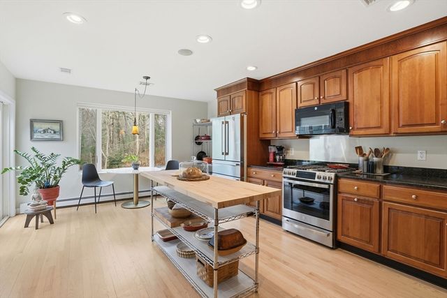 47 Fords Xing, Norwell, MA 02061