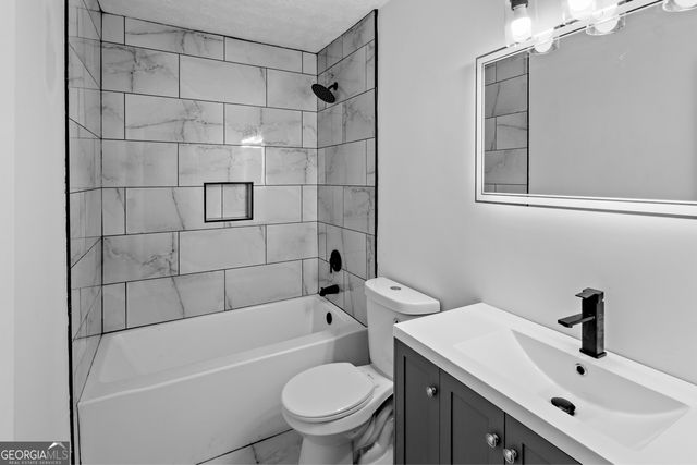 2587 Rainover Trail, Decatur, GA 30034