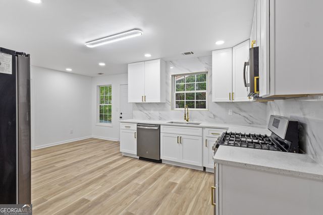 2587 Rainover Trail, Decatur, GA 30034