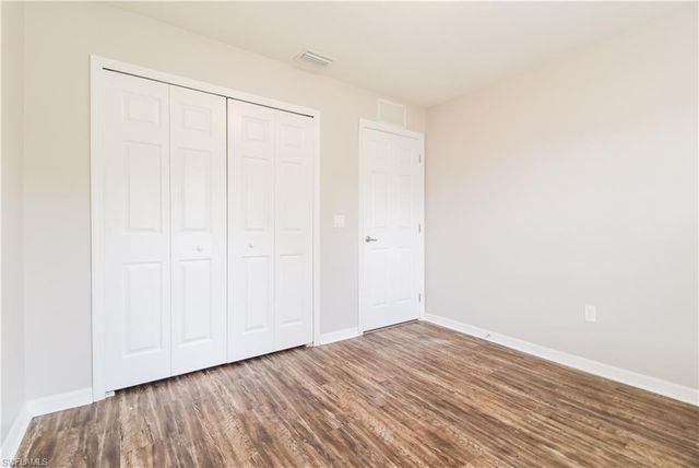 3802 35th ST SW, Lehigh Acres, FL 33976