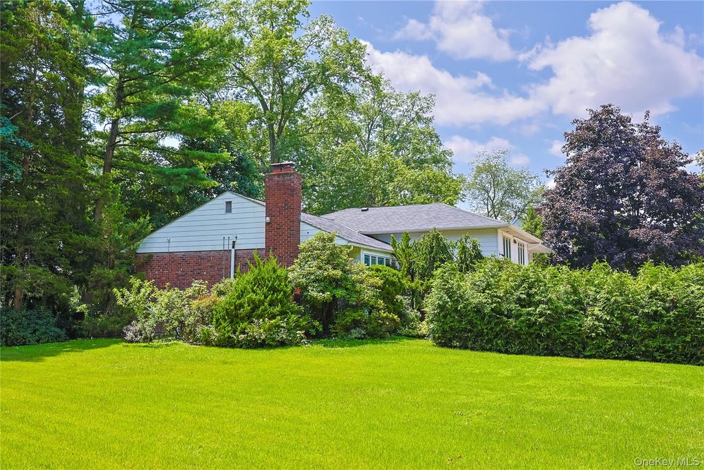 78 Poplar Street, Garden City, NY 11530 — photo 4