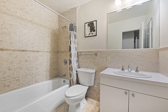 303 E 57th St Apt 21F, New York City, NY 10022