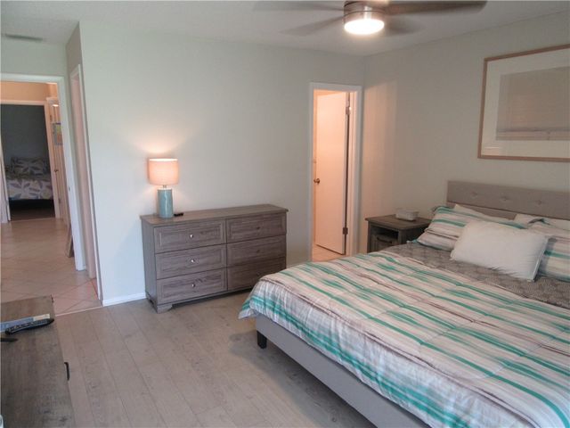 35 Pine Arbor Lane 201, Vero Beach, FL 32962