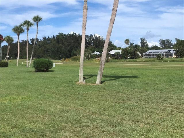 35 Pine Arbor Lane 201, Vero Beach, FL 32962