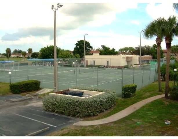 35 Pine Arbor Lane 201, Vero Beach, FL 32962