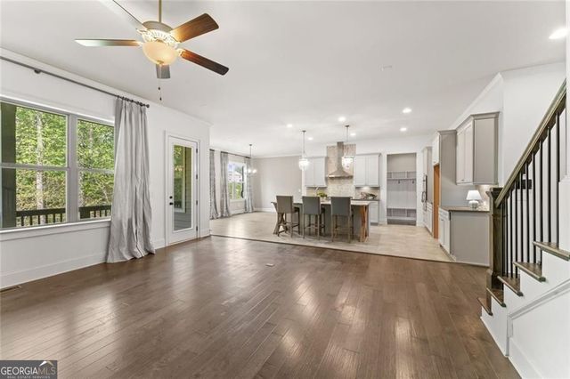 2004 Heyward Way, Alpharetta, GA 30009