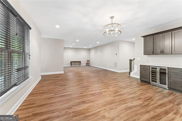 2004 Heyward Way, Alpharetta, GA 30009