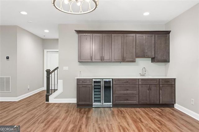 2004 Heyward Way, Alpharetta, GA 30009
