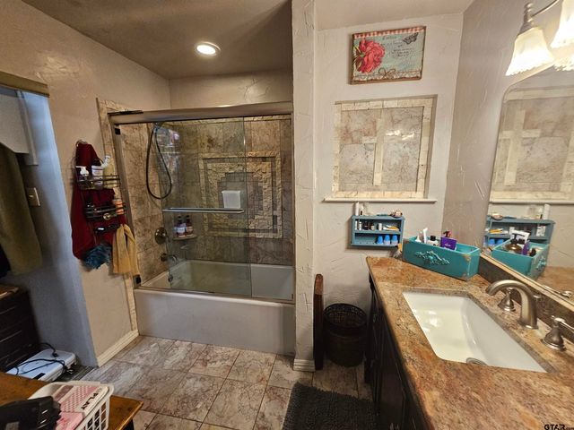 411 Green Meadow Trail, Holly Lake Ranch, TX 75765