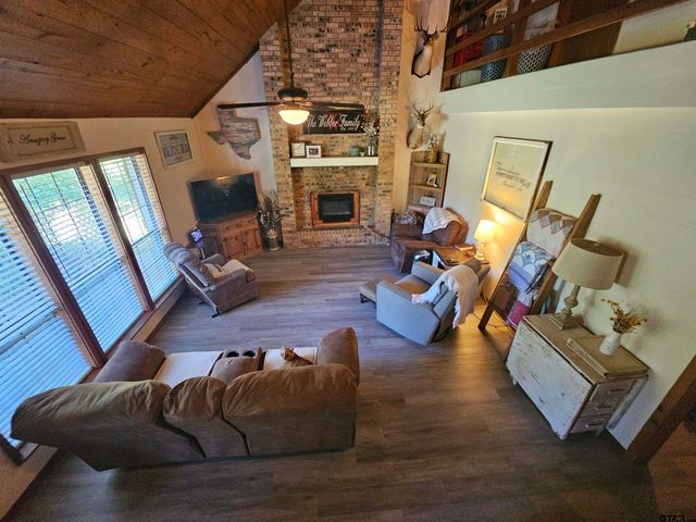 411 Green Meadow Trail, Holly Lake Ranch, TX 75765