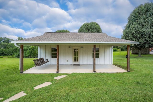 306 Old Shelbyville Rd, Mcminnville, TN 37110