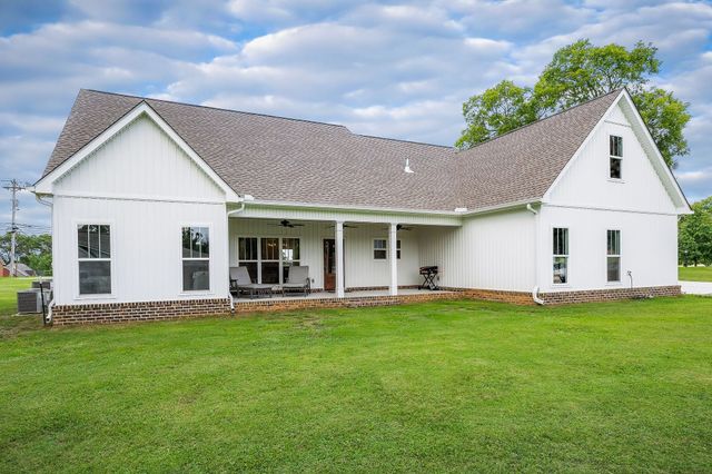 306 Old Shelbyville Rd, Mcminnville, TN 37110