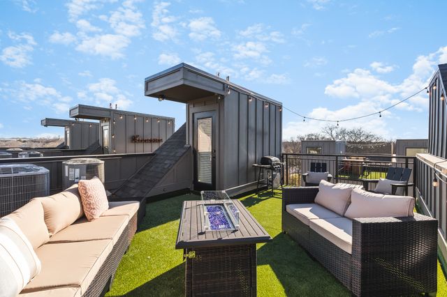 738 Douglas Ave Unit 4, Nashville, TN 37207