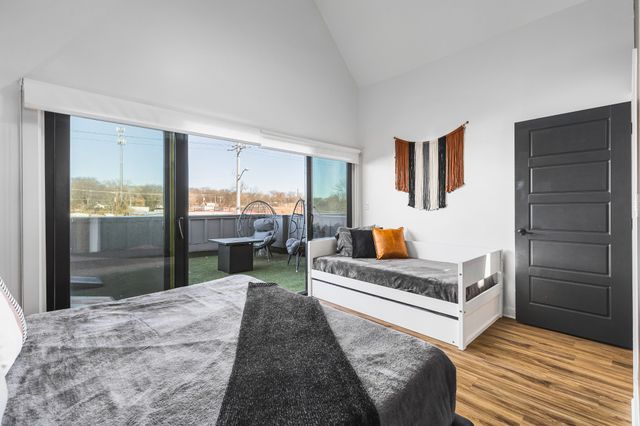 738 Douglas Ave Unit 4, Nashville, TN 37207