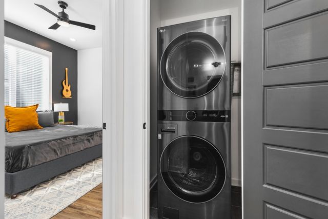 738 Douglas Ave Unit 4, Nashville, TN 37207