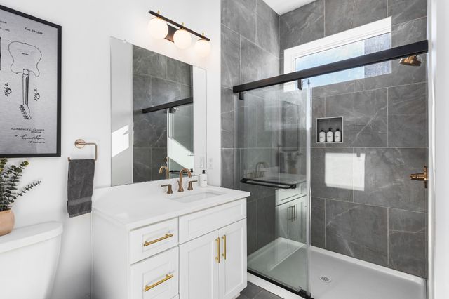 738 Douglas Ave Unit 4, Nashville, TN 37207