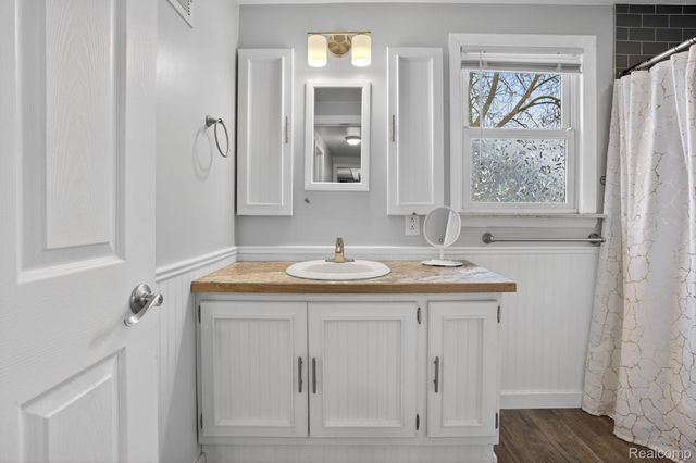 3066 Schaefer Street, Carrollton Township, MI 48604