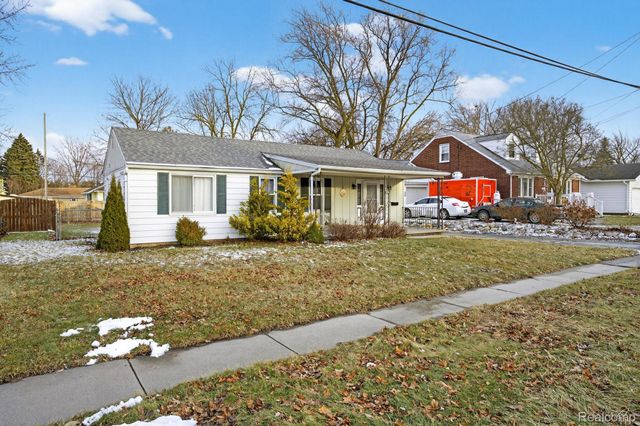 3066 Schaefer Street, Carrollton Township, MI 48604