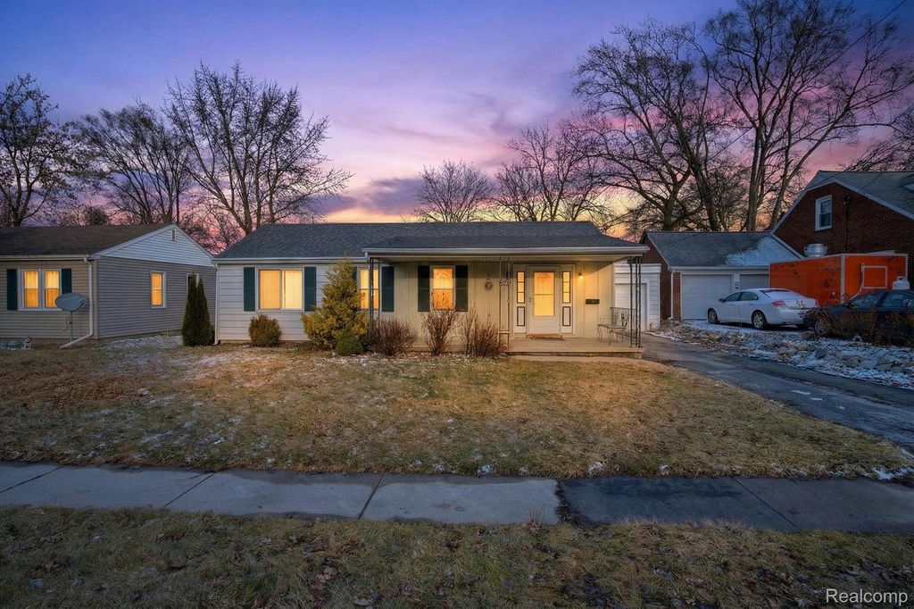 3066 Schaefer Street, Carrollton Township, MI 48604