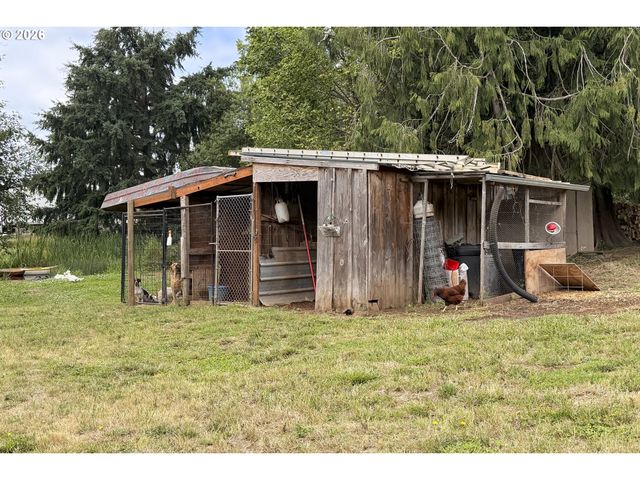 29922 S HULT Rd, Colton, OR 97017