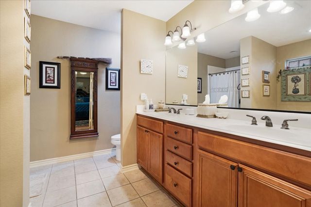 2700 Rex Cruse Drive, Sherman, TX 75092