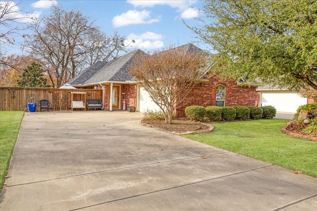 2700 Rex Cruse Drive, Sherman, TX 75092