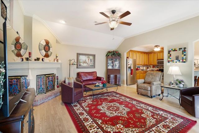 2700 Rex Cruse Drive, Sherman, TX 75092