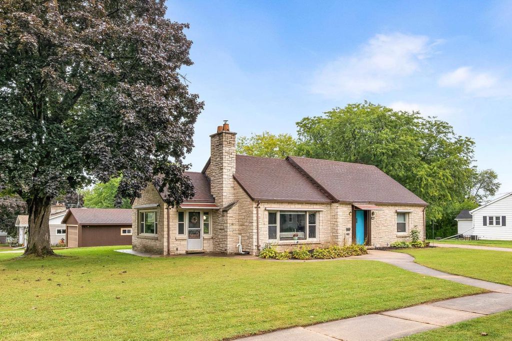 249 E Liberty Street, Berlin, WI 54923