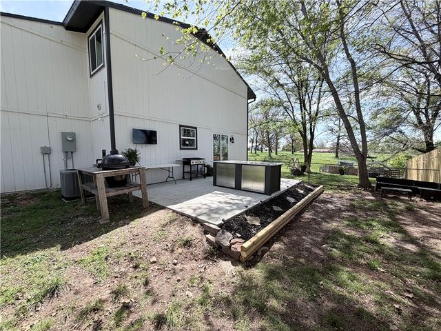 2515 Wildcat Creek Boulevard, Springdale, AR 72762