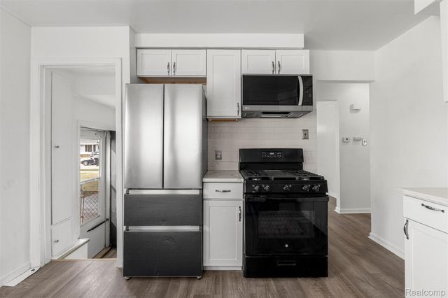 6872 Lathers Street, Garden City, MI 48135