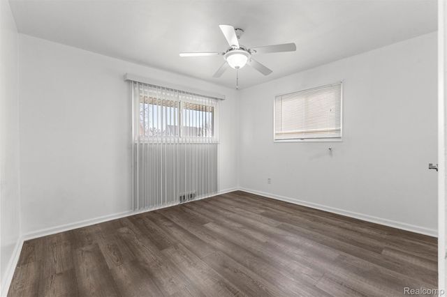 6872 Lathers Street, Garden City, MI 48135