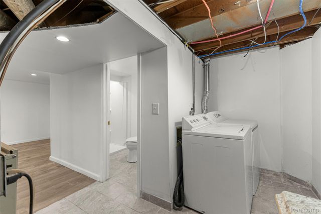 6872 Lathers Street, Garden City, MI 48135