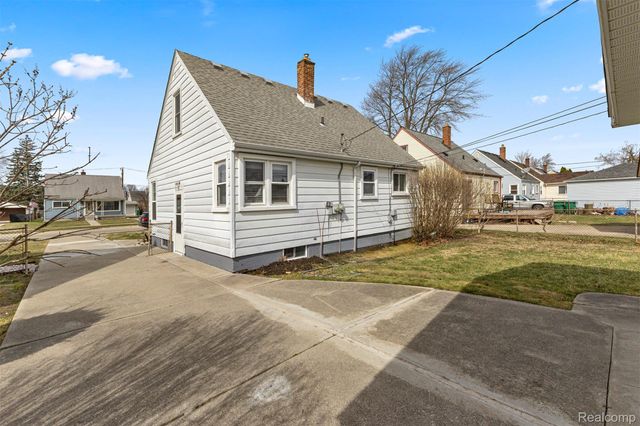 6872 Lathers Street, Garden City, MI 48135