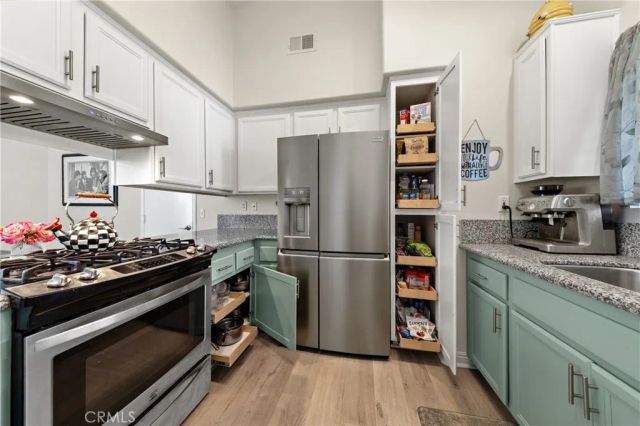 23891 VIA ASTUTO, Murrieta, CA 92562