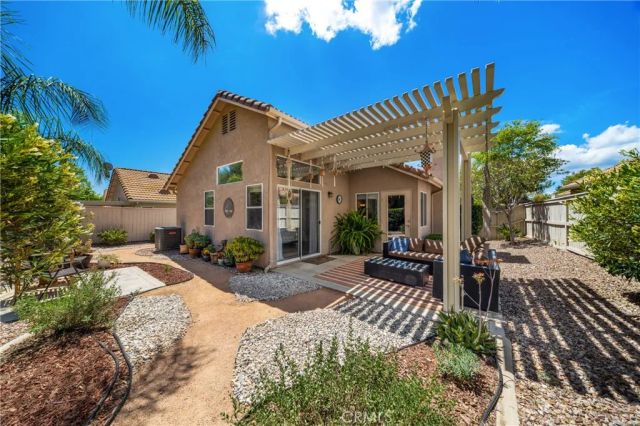 23891 VIA ASTUTO, Murrieta, CA 92562