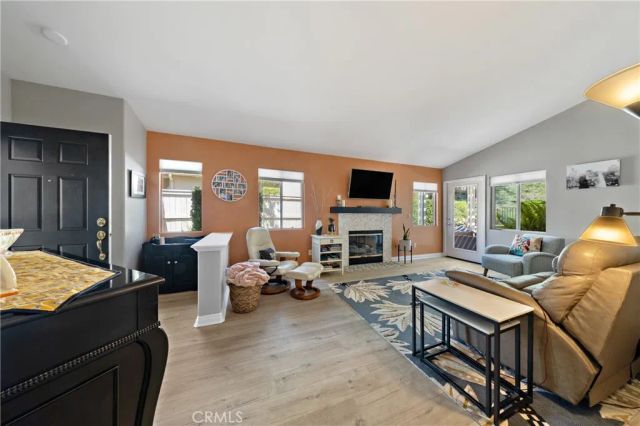 23891 VIA ASTUTO, Murrieta, CA 92562