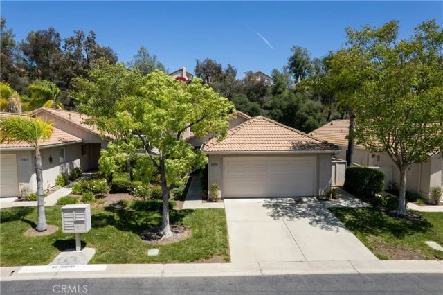 23891 VIA ASTUTO, Murrieta, CA 92562