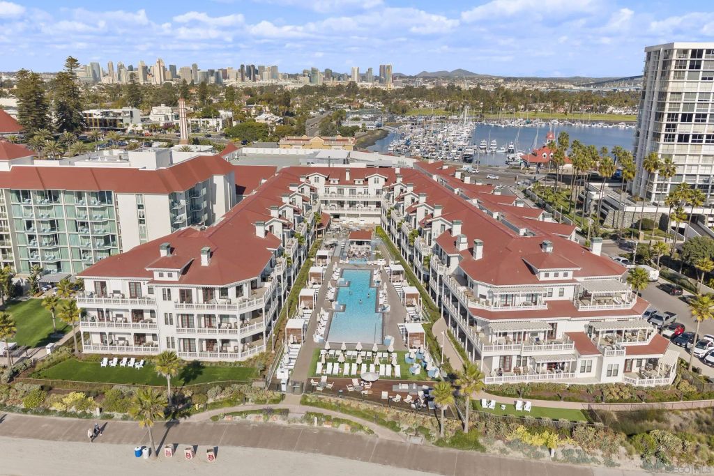 1500 Orange Ave 10, Coronado, CA 92118