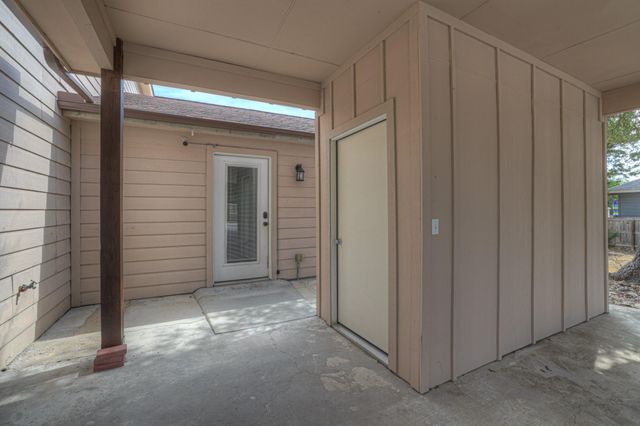 1452 Lakeview DR, Canyon Lake, TX 78133
