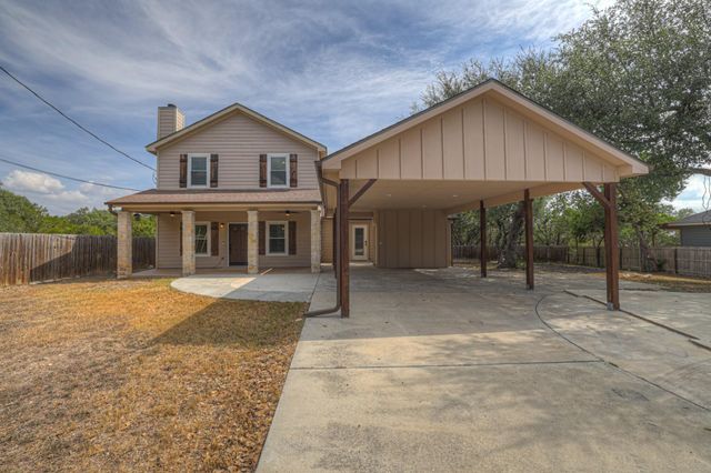 1452 Lakeview DR, Canyon Lake, TX 78133
