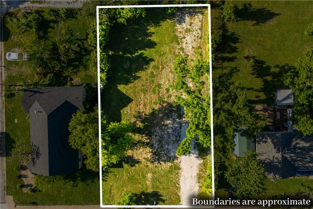 419 W Persimmon Street, Rogers, AR 72756
