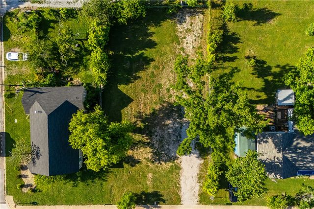 419 W Persimmon Street, Rogers, AR 72756
