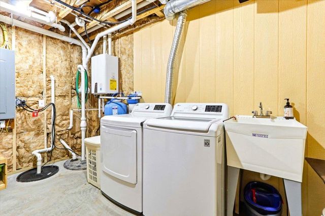 2108 Wigwam Street, Friendship, WI 53934