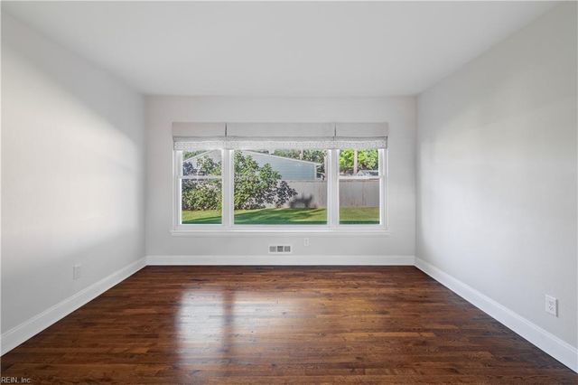 3521 Gamage DR, Norfolk, VA 23518