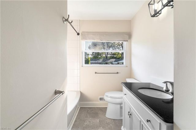 3521 Gamage DR, Norfolk, VA 23518