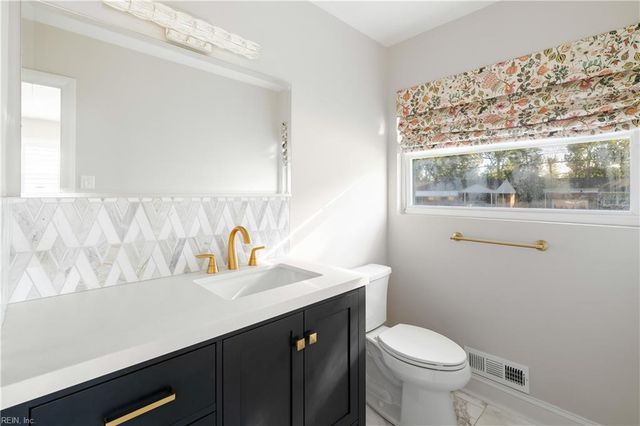 3521 Gamage DR, Norfolk, VA 23518